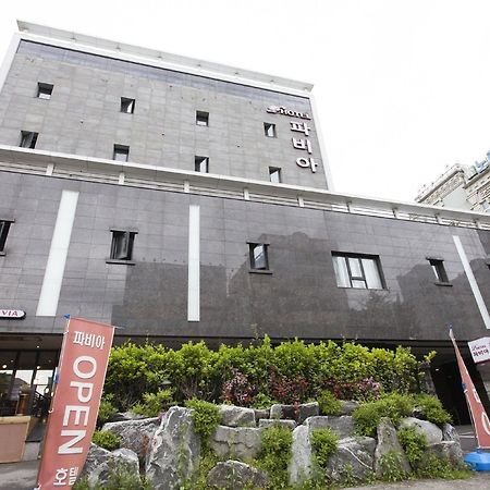 Hotel Pavia Bucheon Bagian luar foto