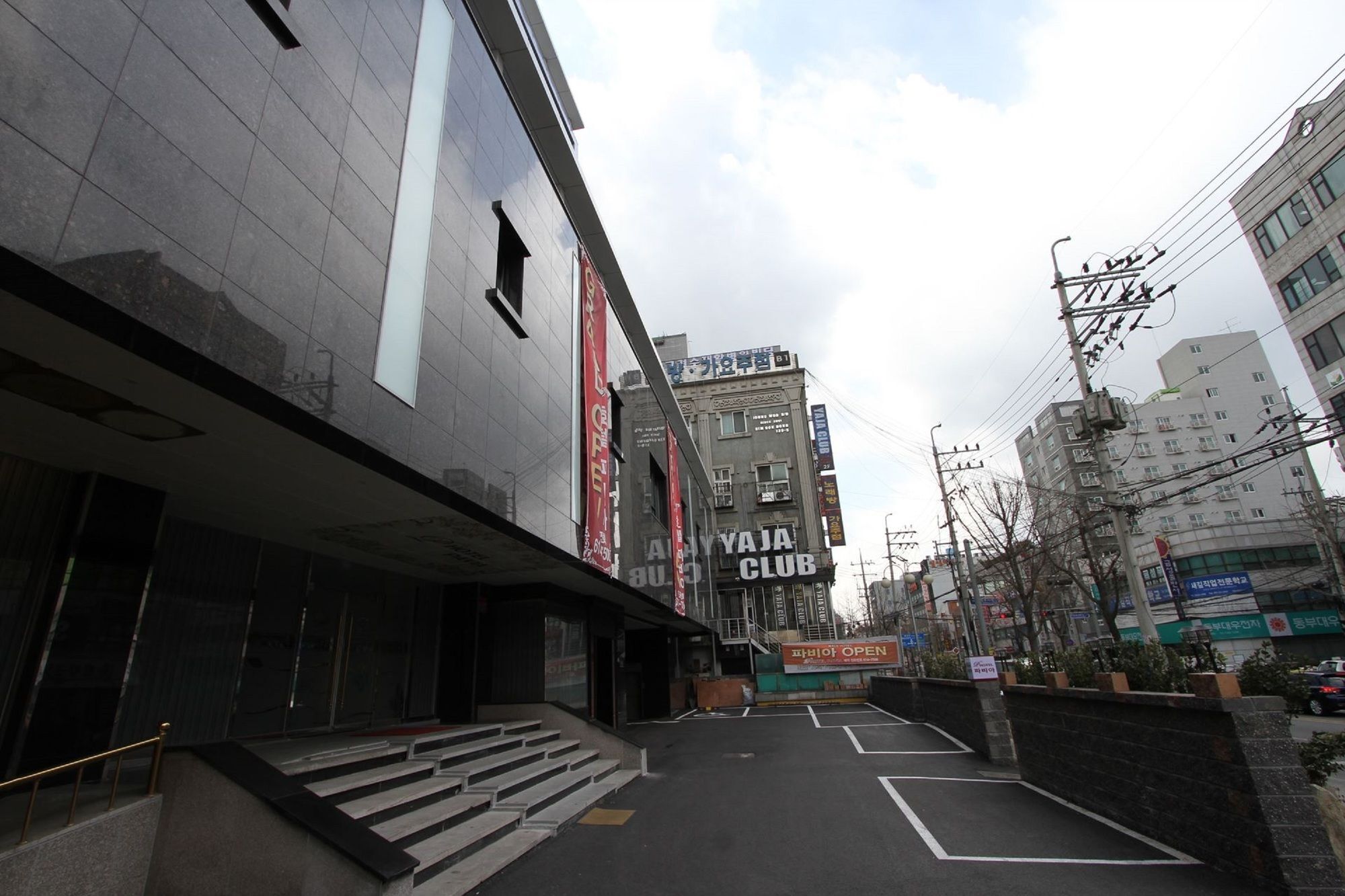 Hotel Pavia Bucheon Bagian luar foto